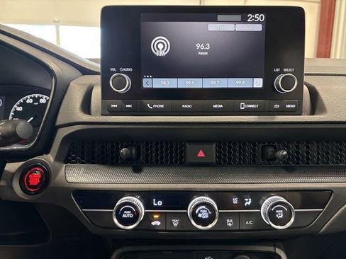 Certified 2023 Honda CR-V LX image 28