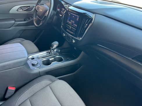 Certified 2023 Chevrolet Traverse LT image 17
