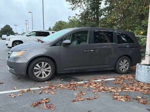 Used 2015 Honda Odyssey EX-L image 9