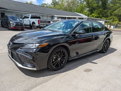 Used 2024 Toyota Camry XSE FWD image 8