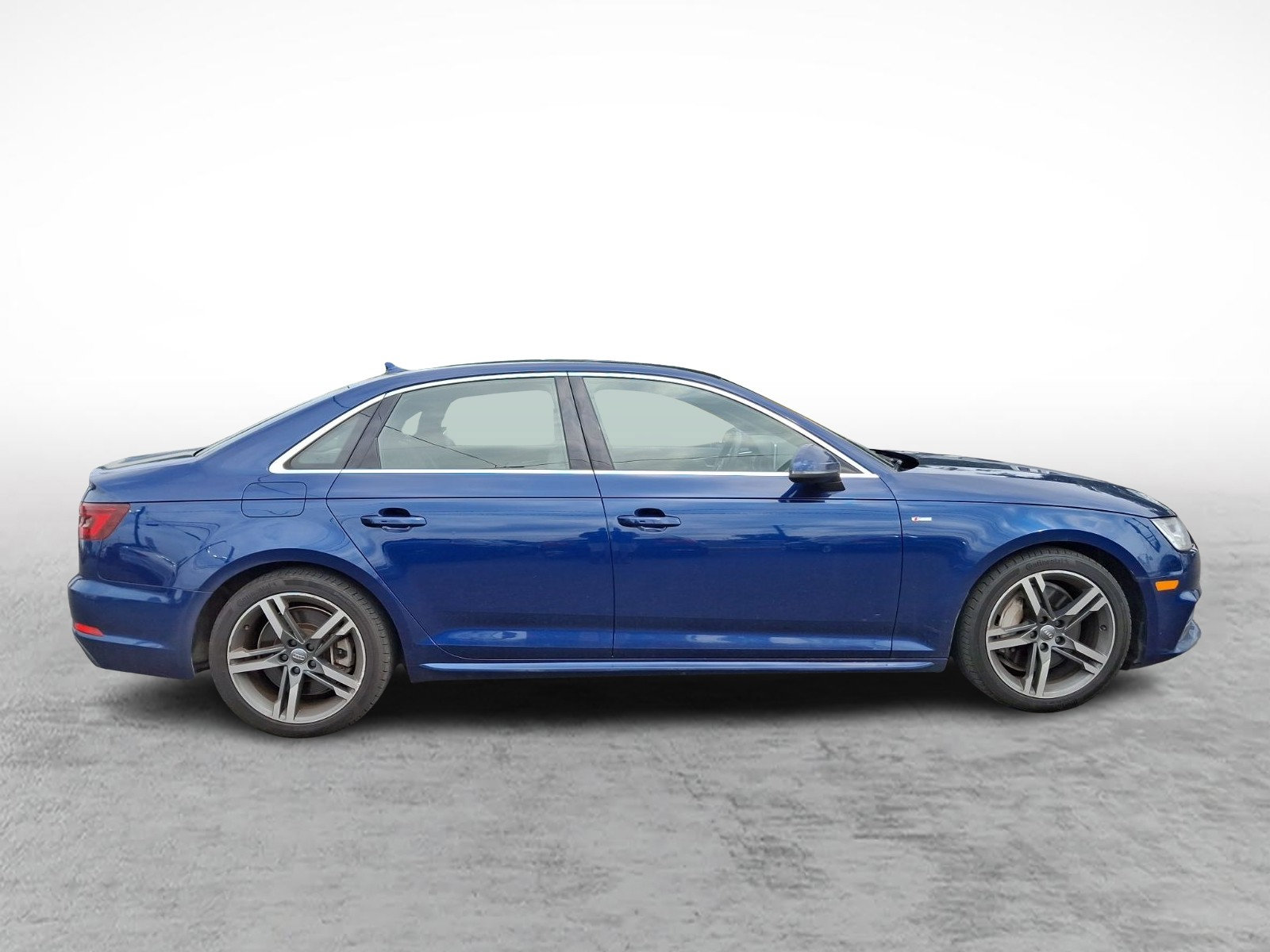 Used 2018 Audi A4 2.0T Premium Plus AWD/4WD image 6