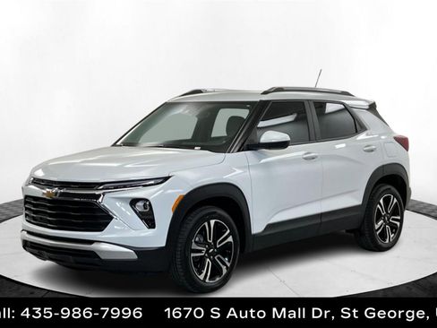 New 2025 Chevrolet TrailBlazer LT w/ Convenience Package image 1