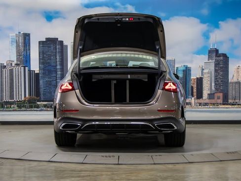 New 2026 Mercedes-Benz E 350 4MATIC Sedan image 12