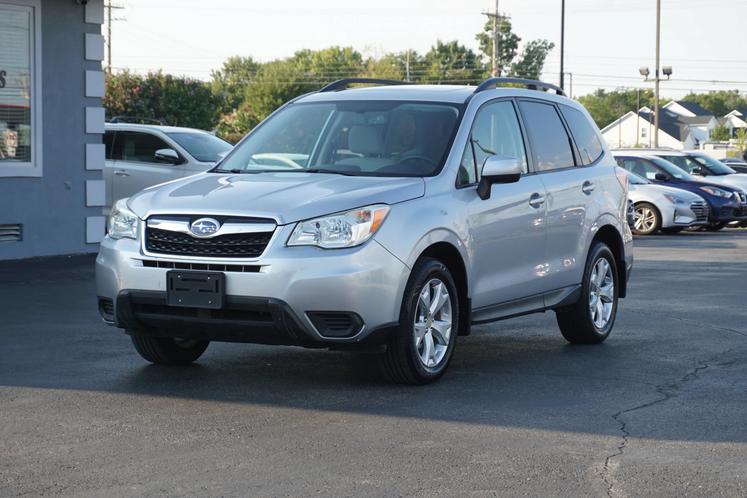 Used 2014 Subaru Forester 2.5i Premium w/ All-Weather Package AWD/4WD image 1