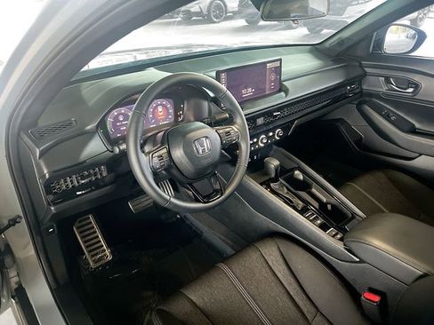 Used 2024 Honda Accord Sport image 10