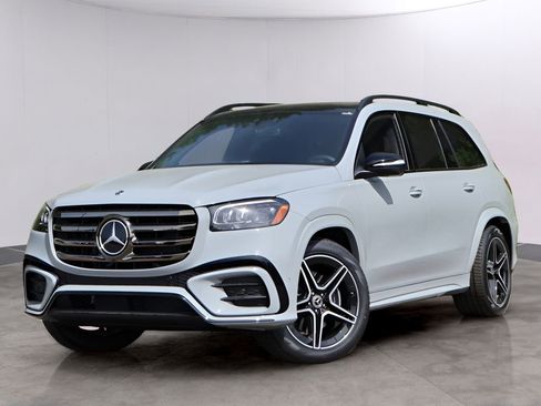 New 2026 Mercedes-Benz GLS 450 4MATIC image 1