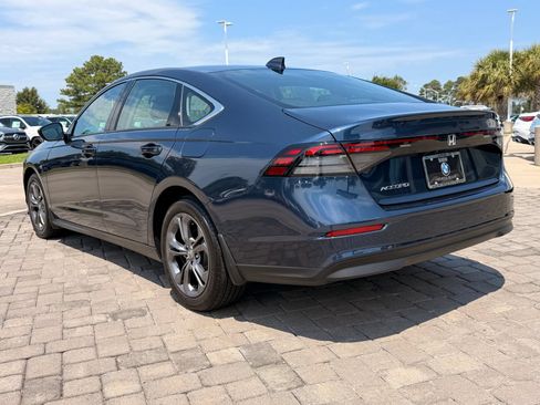 Used 2023 Honda Accord EX image 10