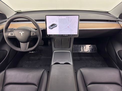 Used 2021 Tesla Model 3 Standard Range Plus image 12