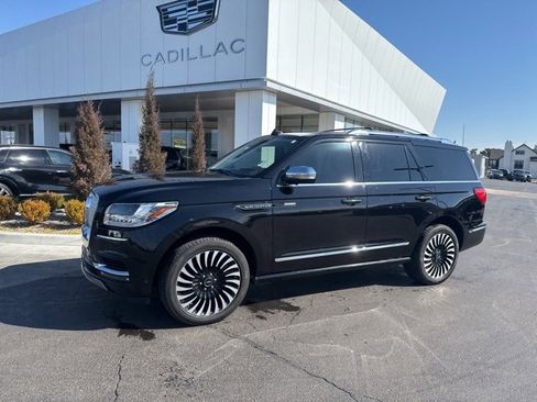 Used 2021 Lincoln Navigator Black Label w/ Cargo Convenience Package image 4