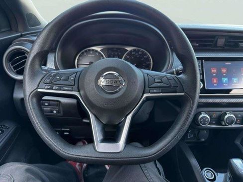 Used 2020 Nissan Kicks S FWD image 26