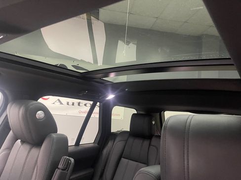 Used 2017 Land Rover Range Rover HSE AWD/4WD image 29
