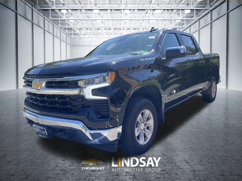 Certified 2026 Chevrolet Silverado 1500 LT AWD/4WD image 4