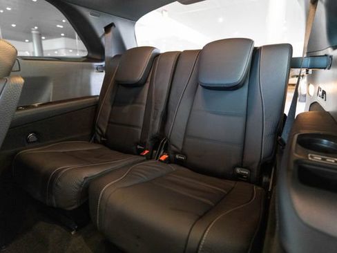 New 2026 Mercedes-Benz GLS 450 4MATIC image 37