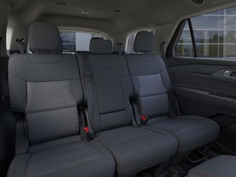 New 2026 Ford Explorer Active RWD image 11