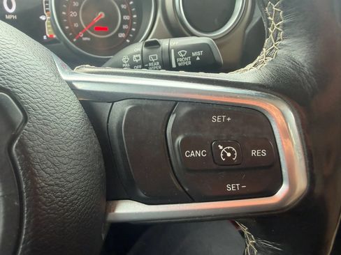 Used 2020 Jeep Wrangler Unlimited Rubicon w/ Dual Top Group AWD/4WD image 14
