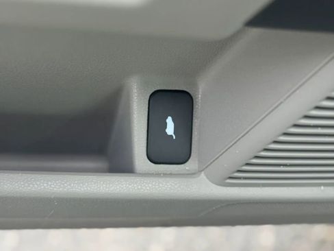 Used 2015 Honda Pilot Touring image 26