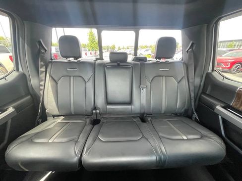 Used 2016 Ford F150 Platinum w/ Equipment Group 701A Luxury AWD/4WD image 22