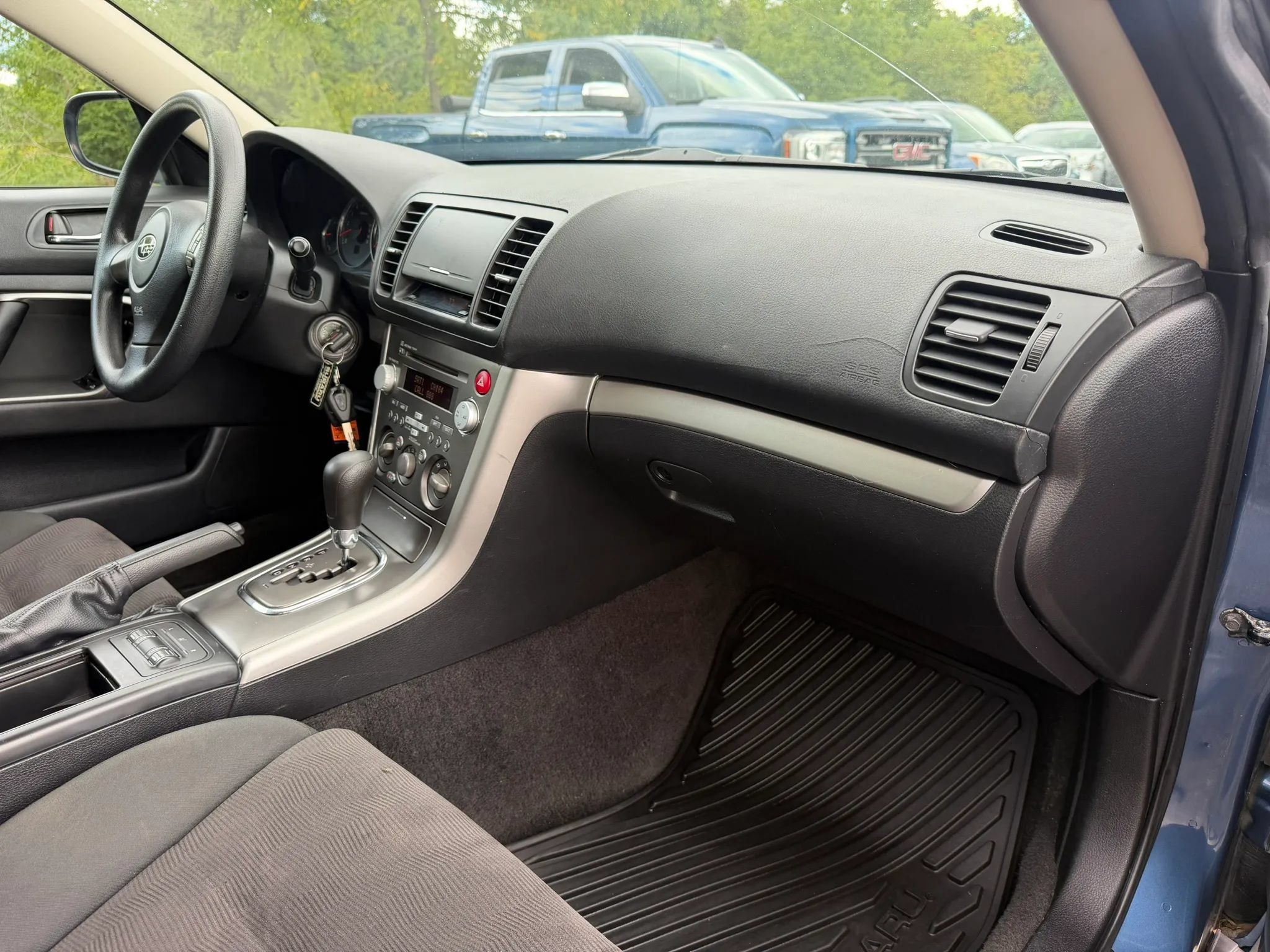 Used 2008 Subaru Outback 2.5i L.L. Bean AWD/4WD image 12