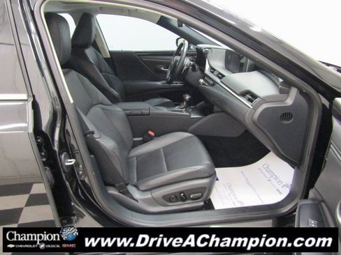 Used 2021 Lexus ES 350 image 33