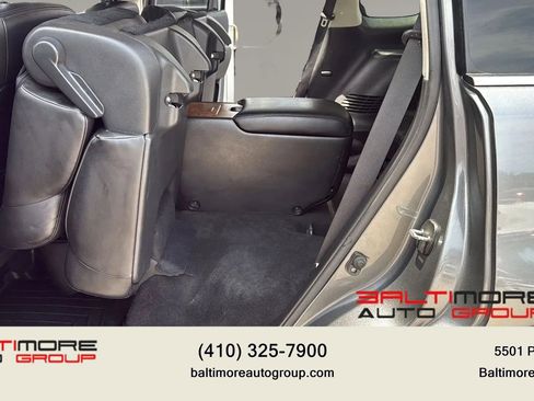 Used 2021 Nissan Armada SL w/ Captain's Chairs Package AWD/4WD image 29