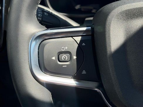Certified 2023 Volvo XC40 Recharge Ultimate w/ Protection Package Premier AWD/4WD image 17