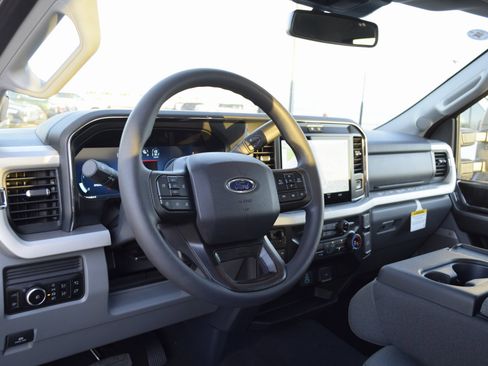 New 2026 Ford F250 XLT w/ XLT Premium Package image 17