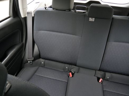 Used 2018 Subaru Forester 2.5i w/ Alloy Wheel Package AWD/4WD image 12