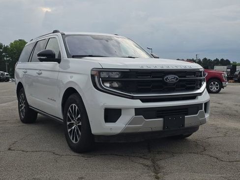 Used 2025 Ford Expedition Platinum AWD/4WD image 7