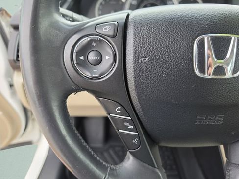 Used 2013 Honda Accord Touring image 31