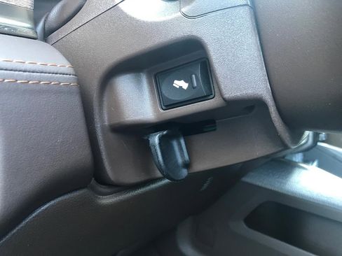 Used 2025 RAM 2500 Limited image 31