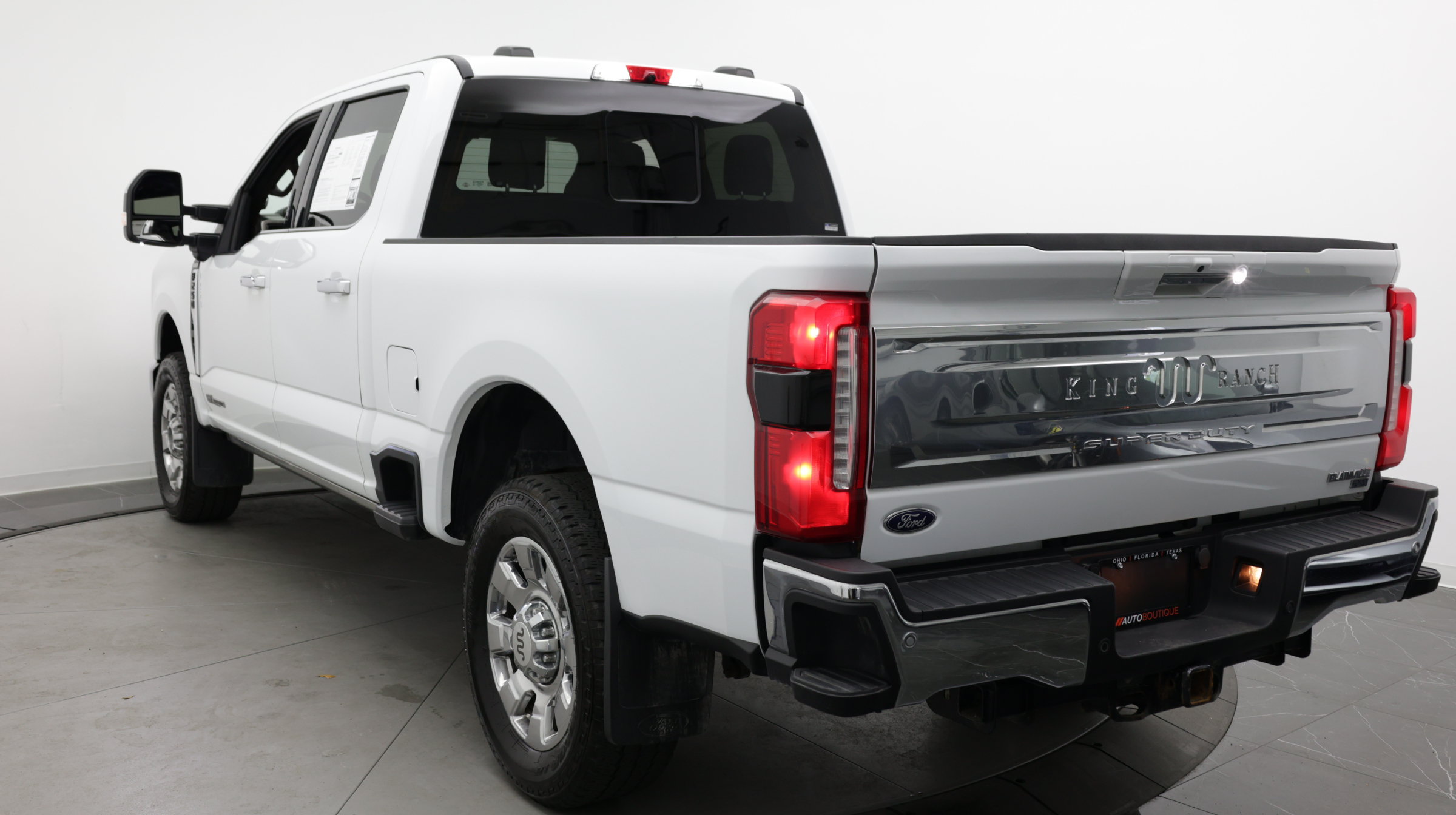 Used 2024 Ford F250 King Ranch AWD/4WD image 6
