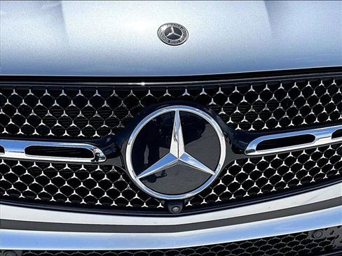 Used 2026 Mercedes-Benz GLC 300 4MATIC image 30