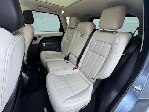 Used 2019 Land Rover Range Rover Sport HSE image 30