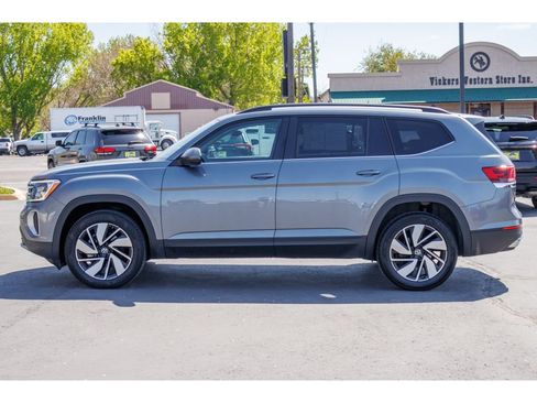 Used 2025 Volkswagen Atlas SE AWD/4WD image 6