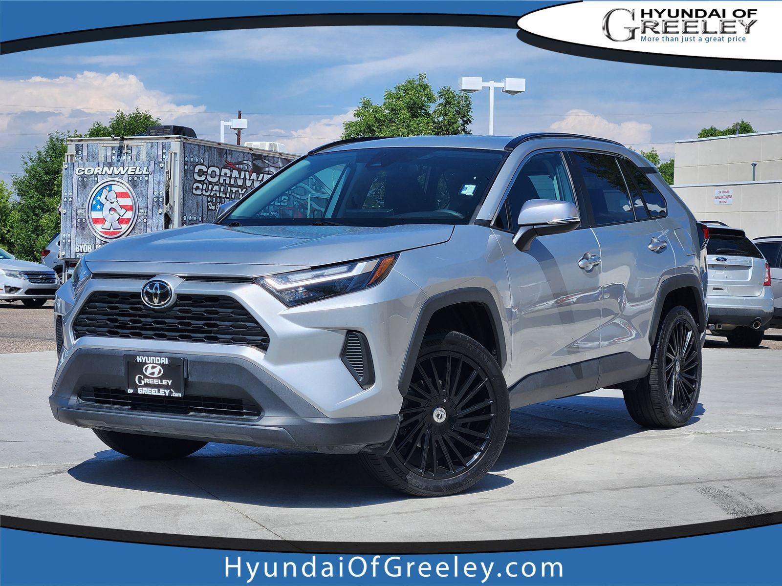 Used 2024 Toyota RAV4 XLE AWD/4WD image 1