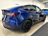 Used 2022 Tesla Model Y Long Range image 4