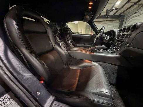 Used 1998 Dodge Viper GTS RWD image 16