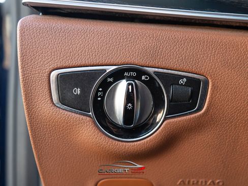 Used 2019 Mercedes-Benz E 450 E 450 w/ AMG Line Package image 32