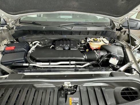 Used 2022 Chevrolet Silverado 1500 Custom AWD/4WD image 18