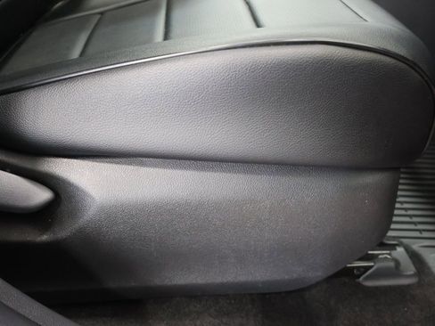 Used 2023 Toyota RAV4 XLE image 22