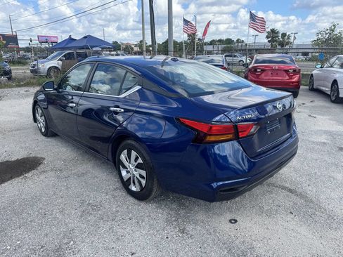 Used 2020 Nissan Altima 2.5 S FWD image 11