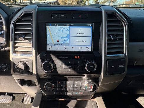 Used 2017 Ford F350 Lariat w/ Lariat Ultimate Package image 16