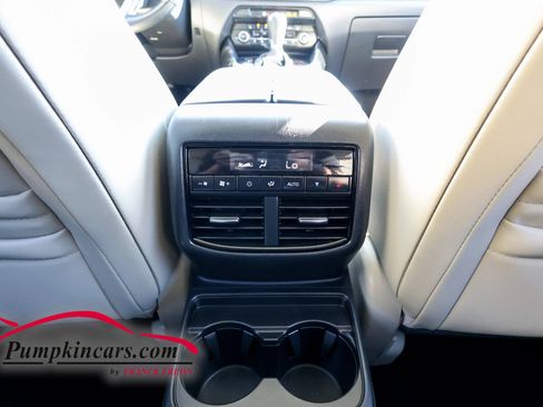 Used 2023 MAZDA CX-9 Touring Plus AWD/4WD image 26