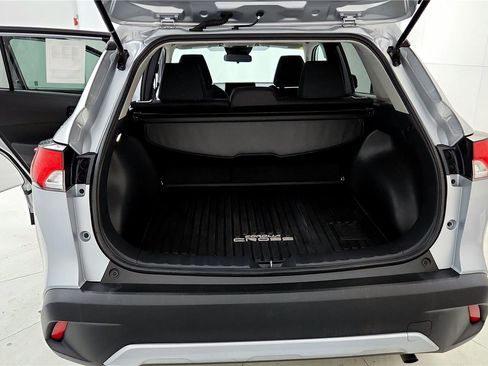 Certified 2023 Toyota Corolla Cross LE w/ Moonroof Package image 20