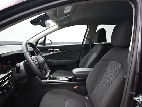 Used 2026 Kia Sportage LX FWD image 14