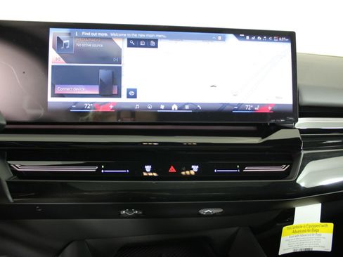 New 2026 BMW 530i xDrive w/ M Sport Package image 27