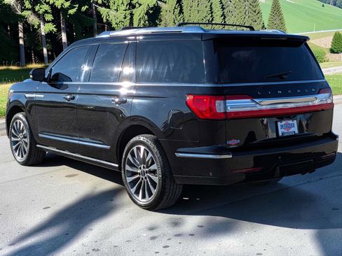 Used 2021 Lincoln Navigator Reserve w/ Luxury Package AWD/4WD image 4