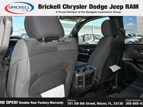 New 2026 RAM 1500 Express AWD/4WD image 17