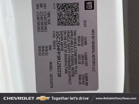 New 2024 Chevrolet Express 3500 WT w/ Driver Convenience Package image 28