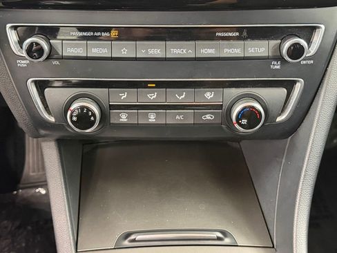 Used 2020 Kia Optima LX FWD image 33